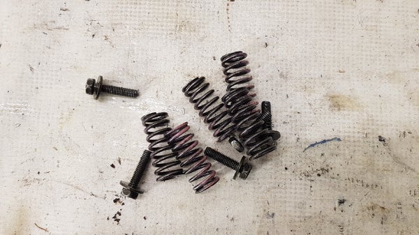 Kytkinjouset+ruuvit (YAMAHA YZF250 2004) 90501-224J9-00