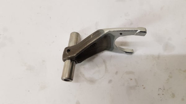 Vaihteen siirt&auml;j&auml; 2 (YAMAHA YZF250 2004) 5NL-18502-00-00