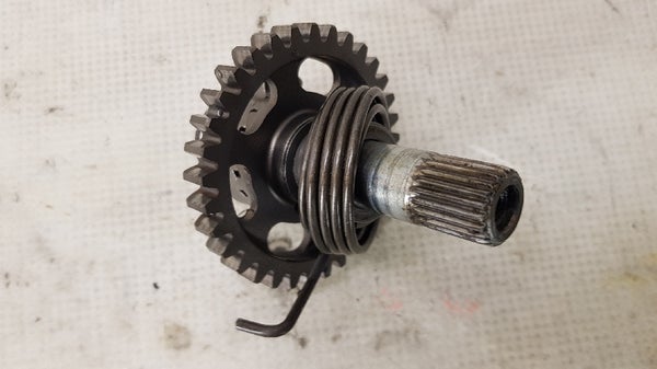 K&auml;ynnistyspolkimen mekanismi (HONDA CRF250 2005) 28251-KZ4-000