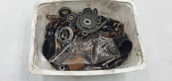 Pultteja + muuta (Husqvarna TC450 2004)